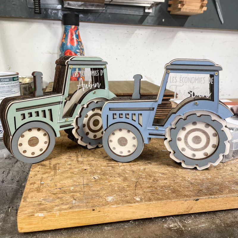 Tirelire Tracteur  (choix couleur et prénom)